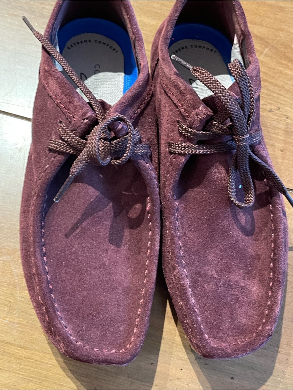 Clarks Men's Suede Chukka Boots in Burgundy